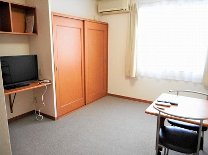レオパレストゥインクル 居間