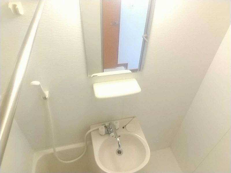 レオパレス中町 洗面台