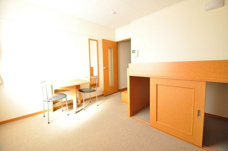 レオパレスエンジェル 居間