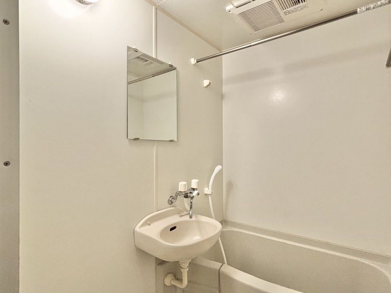 レオパレスじん 洗面台