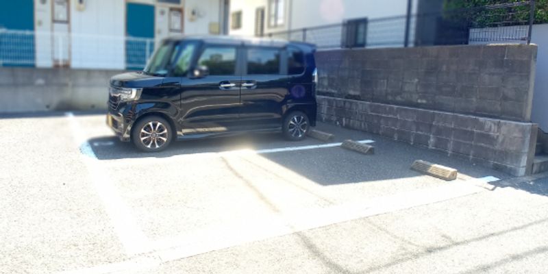 レオパレス柳原 駐車場