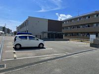 クレイノ久々原 駐車場