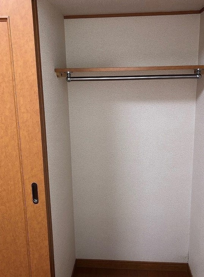 レオパレスグランデカーサ 収納