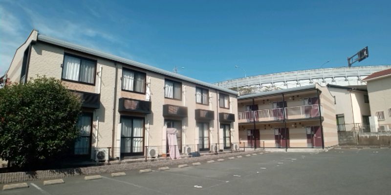 レオパレスウイング　ポートⅡ 外観