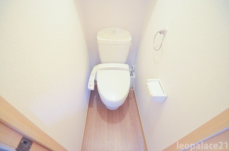 レオパレス熊大東 トイレ