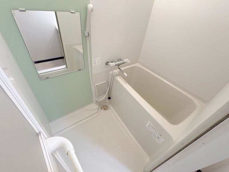 レオネクストライフ高坂 風呂