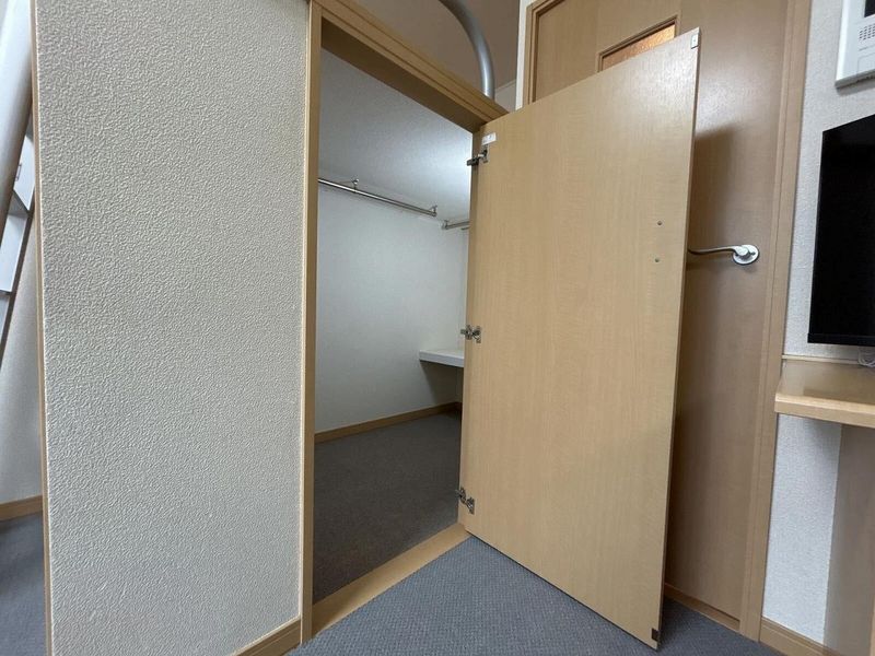 レオパレスひめこぶし 収納
