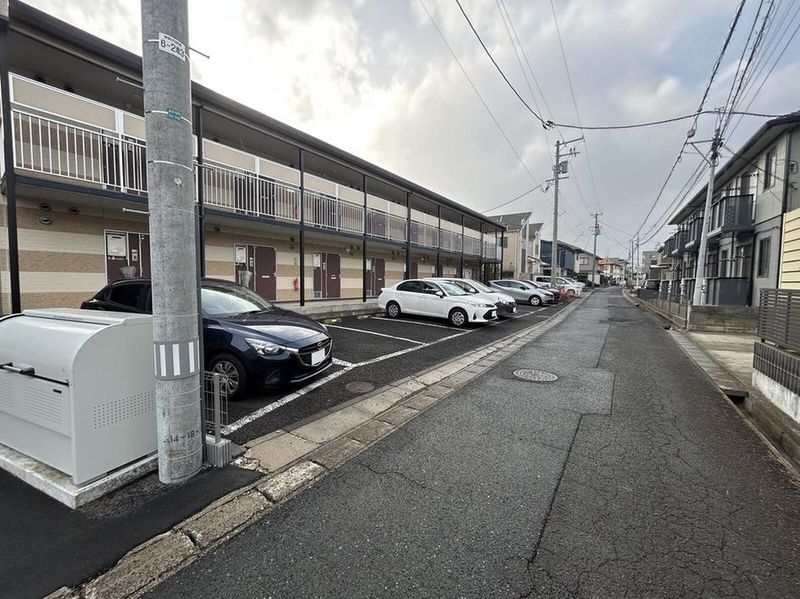 leopalace Bonheur Maison 停车场