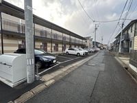 leopalace Bonheur Maison 停车场