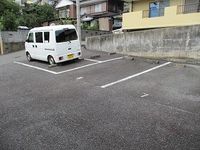 レオパレス岩崎マンション 駐車場