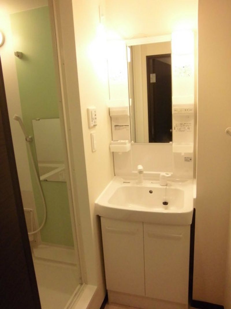 LEONEXT sawa Washroom