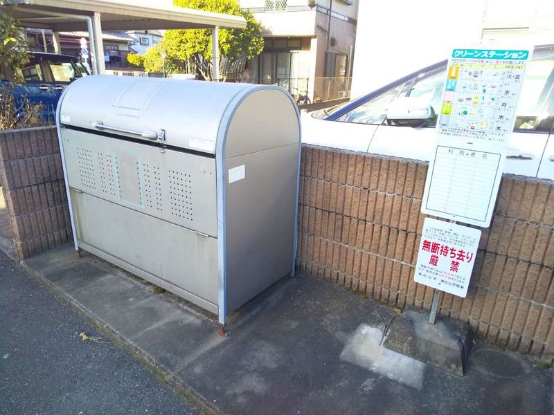 レオパレスサカエ 共用部分