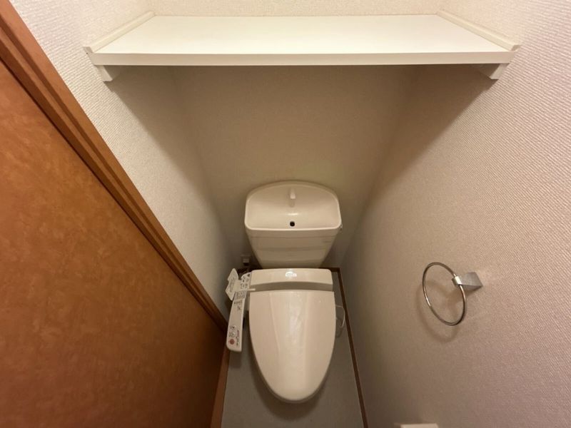 レオパレス西羽貫 トイレ