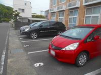 レオパレストモエ 駐車場