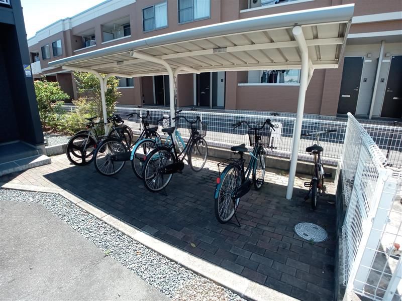 レオパレスアプリコーゼ 共用部分