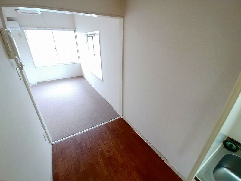 レオパレス橋本 居間
