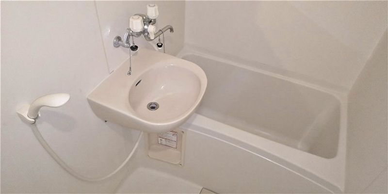 レオパレスメイプル５ 風呂