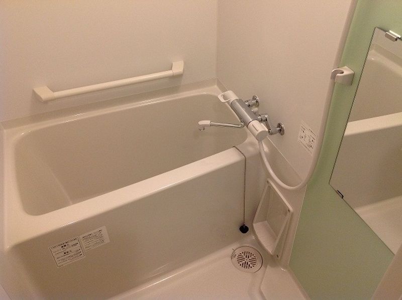 LEONEXT Pomur V Bathroom