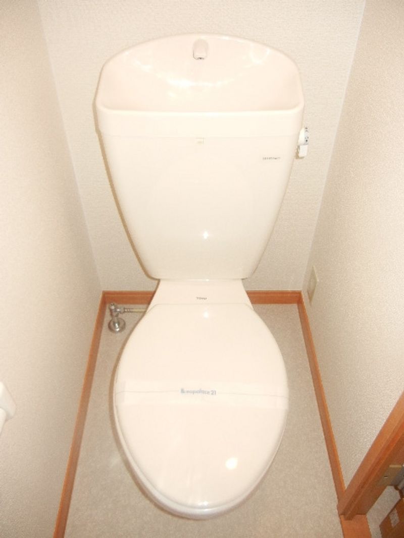 レオパレス泉弐番館 トイレ