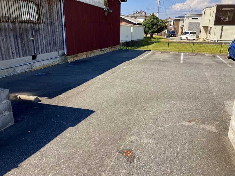 レオパレスエムズコート 駐車場