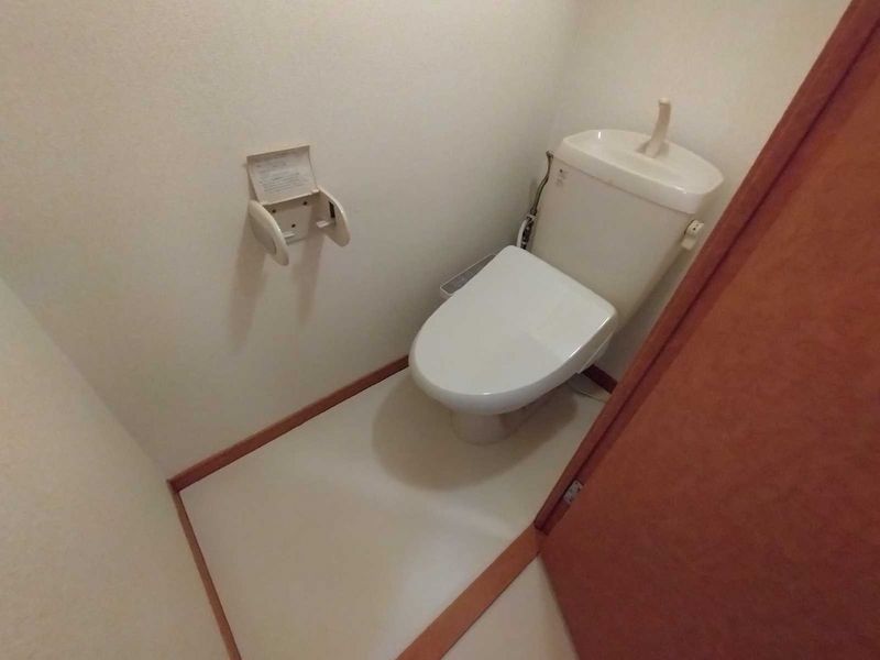 レオパレスＣｏｍｆｏｒｔ トイレ