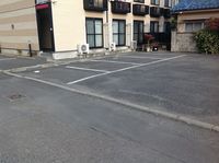 レオパレス家富町 駐車場