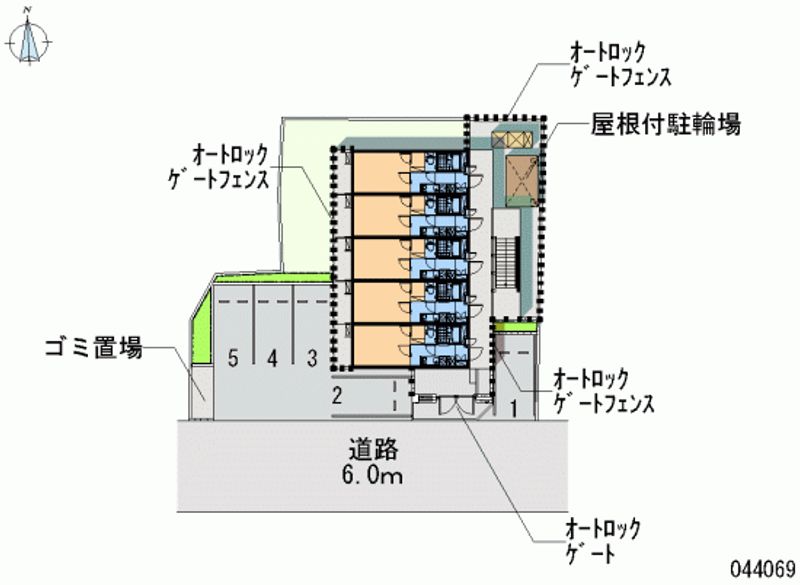 レオパレスマイン金山 月極駐車場