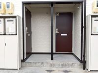 レオパレスさぬきⅡ エントランス
