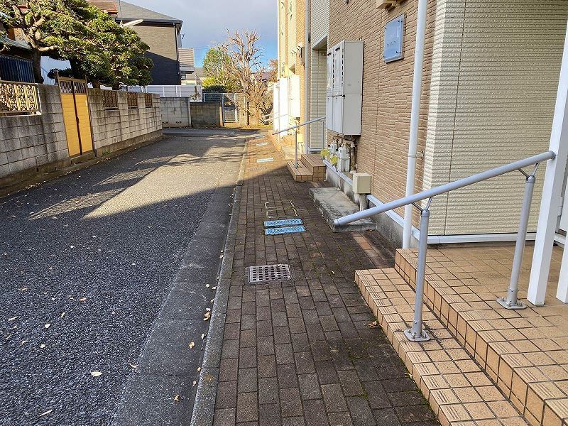 レオネクストウェルフェアー エントランス