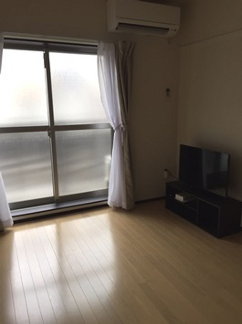 クレイノキャメリア仲六郷 居間