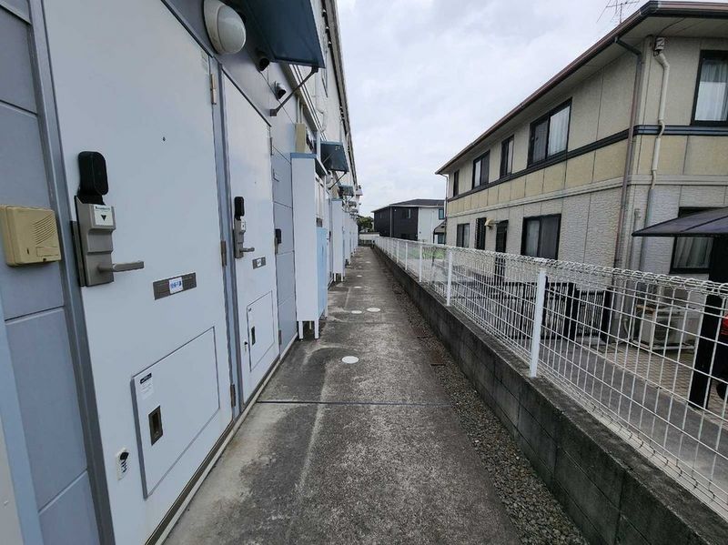 レオパレスＪＵＮ東野 エントランス