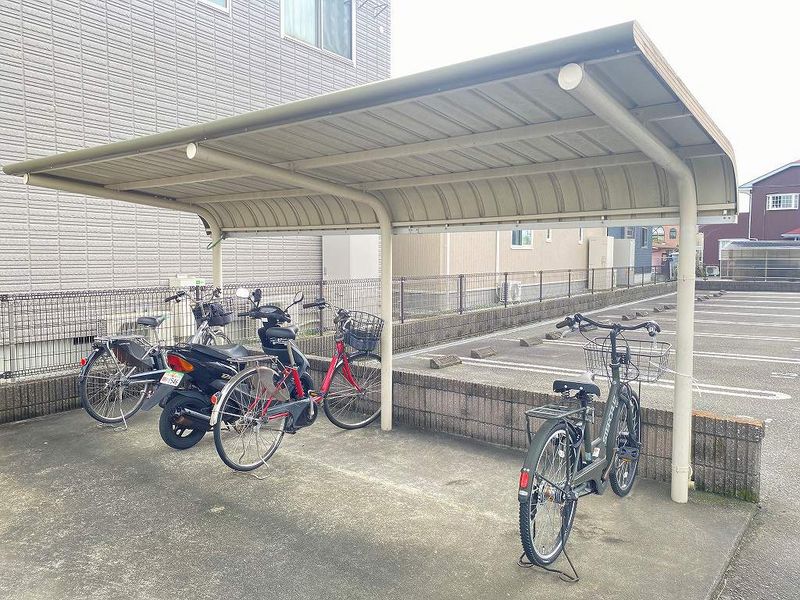 レオパレスベルグランデ 共用部分