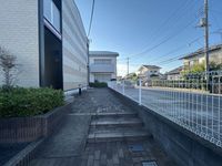 レオパレスルミエール エントランス
