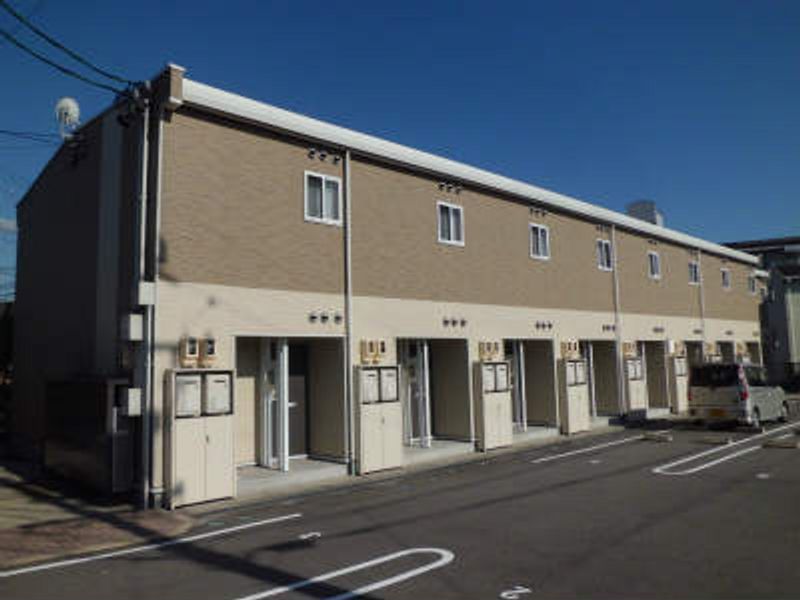 レオパレス和 外観