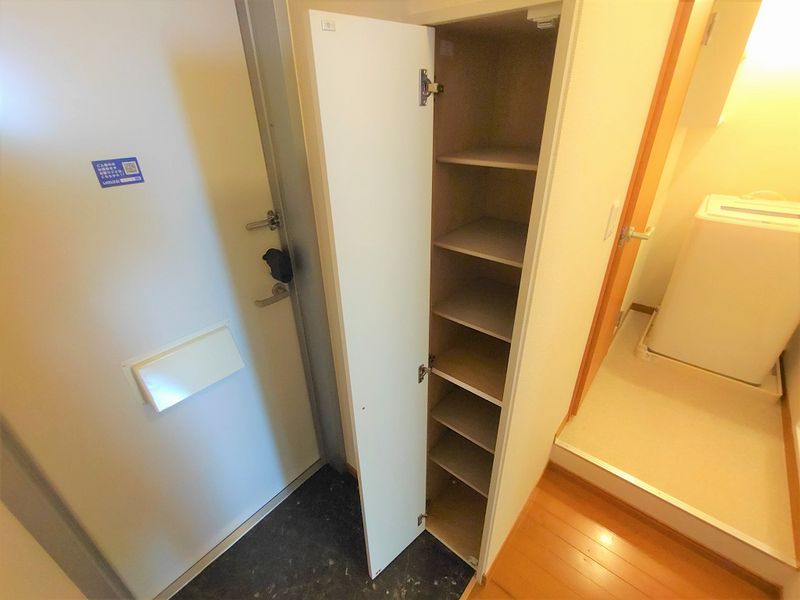 leopalace Riverside Shimokita 현관