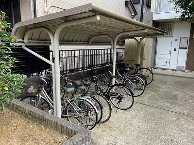 レオパレスフルール 共用部分