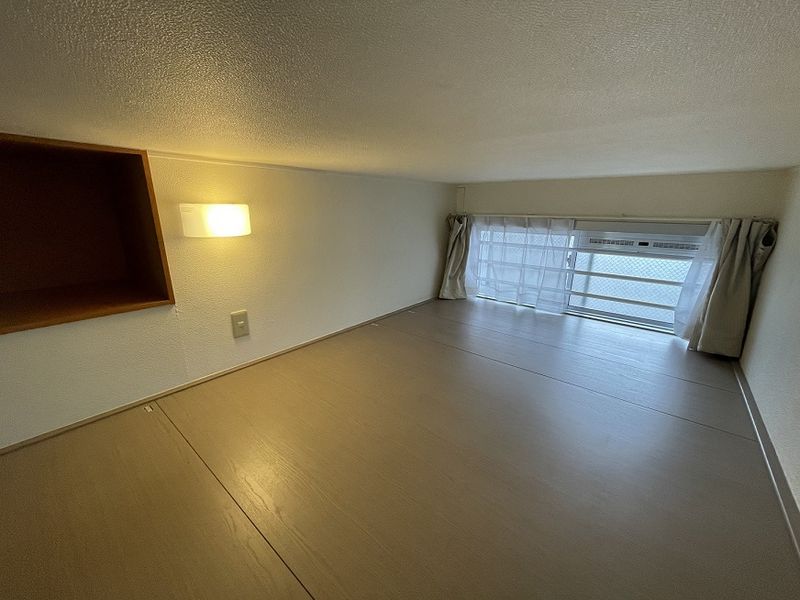 レオパレスアヤシランド 寝室