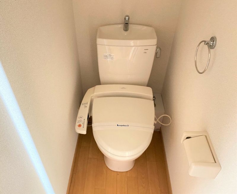 レオパレスブルーシャイン トイレ