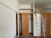 レオパレスフランボワーズ　Ｆ 収納