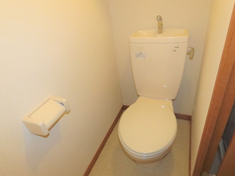 レオパレスつくし トイレ