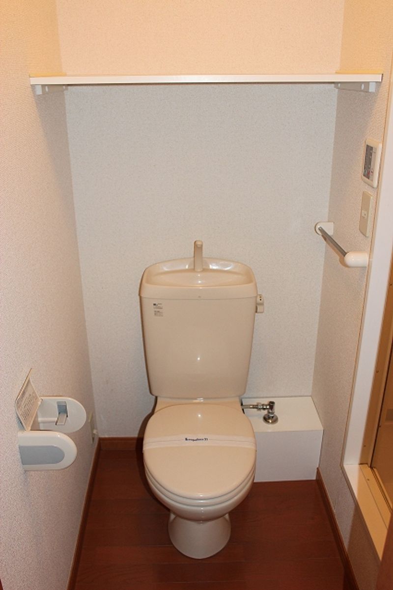 レオパレス彦左衛門 トイレ