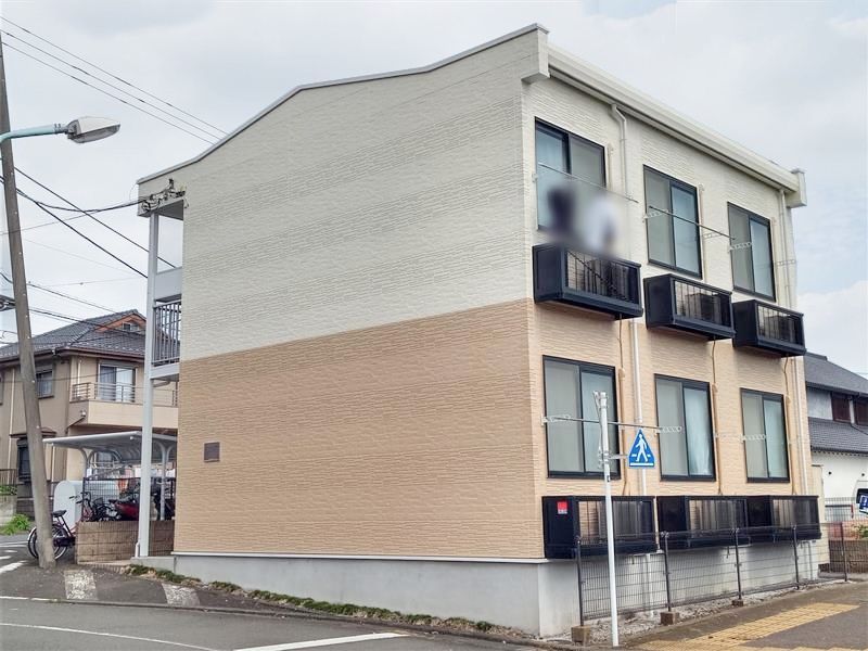 レオパレスマーブル代継 外観