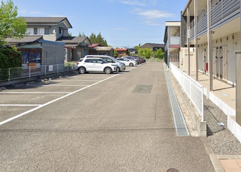 クレイノラリベラ 駐車場