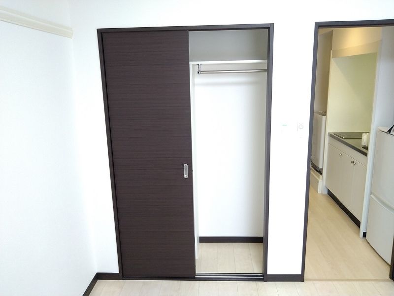 LEONEXT Minami Aoyama Storage