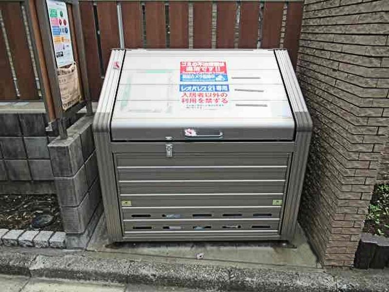 レオネクストスリィ 共用部分