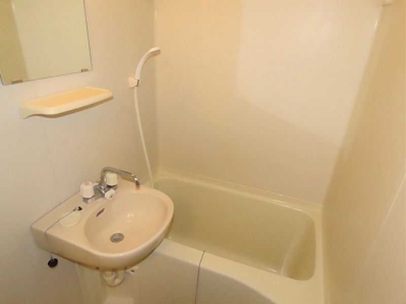 レオパレスアカシヤＢ 風呂