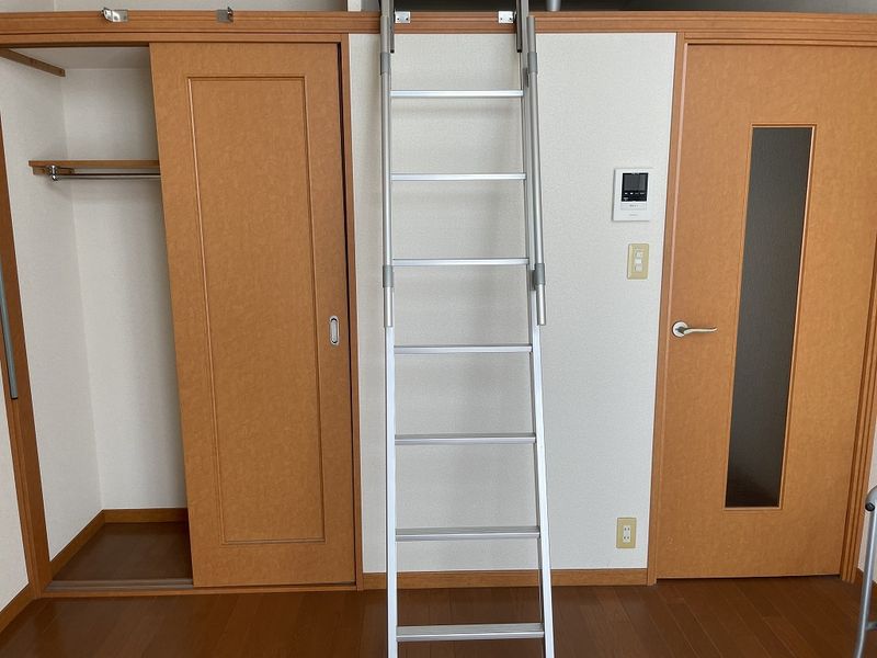 レオパレスアウルⅡ 収納