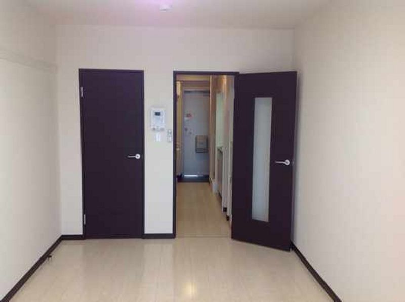 クレイノ新町西 居間