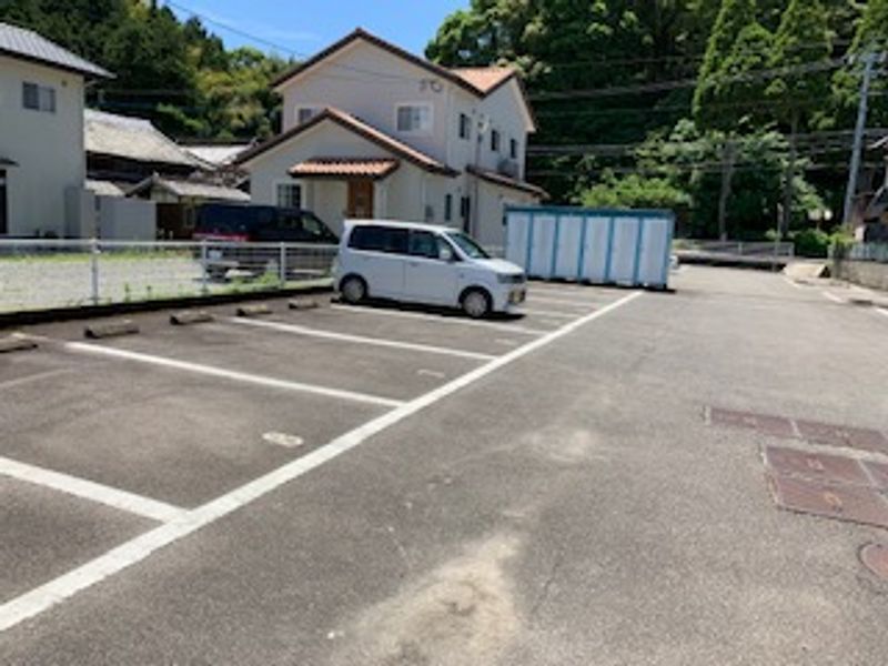 レオパレスＴａＫｅＯ 駐車場