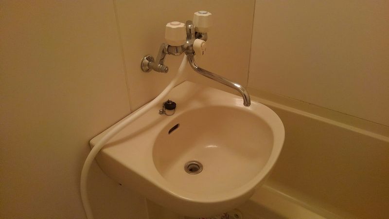 レオパレスマグワイア 洗面所